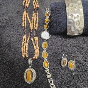 Elegant Silver and Gold Jewelry Set